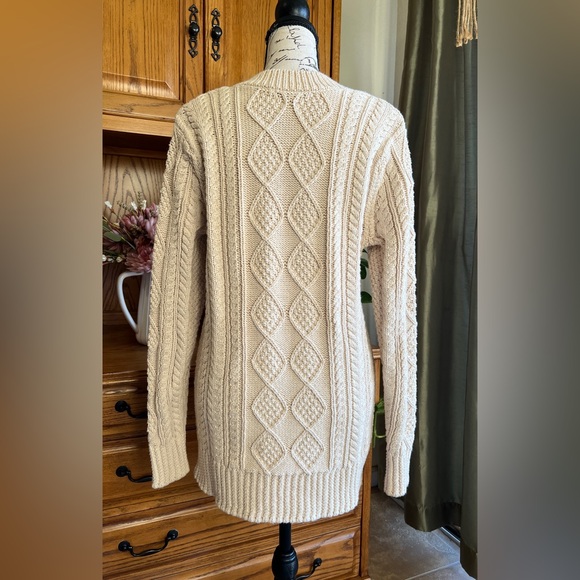 L.L. Bean Signature Vintage Cable Knit Cream 100% Cotton Fisherman’s Sweater - Picture 3 of 12